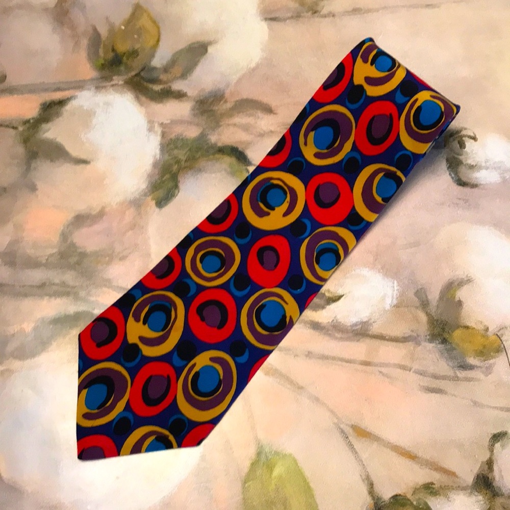 Perry Ellis all silk tie